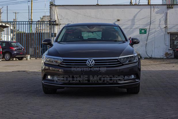 Volkswagen Passat 2.0T S 2018 Green