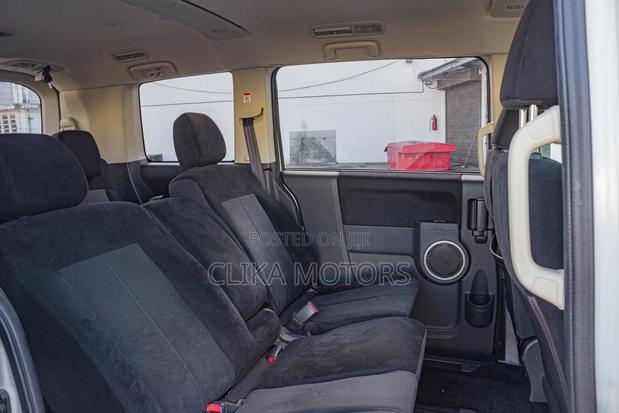 Mitsubishi Delica 2018 Pearl
