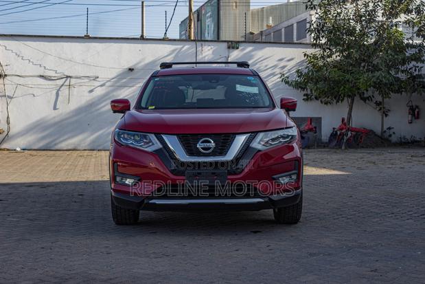 Nissan X-Trail 2.0 Petrol AWD 2018 Red