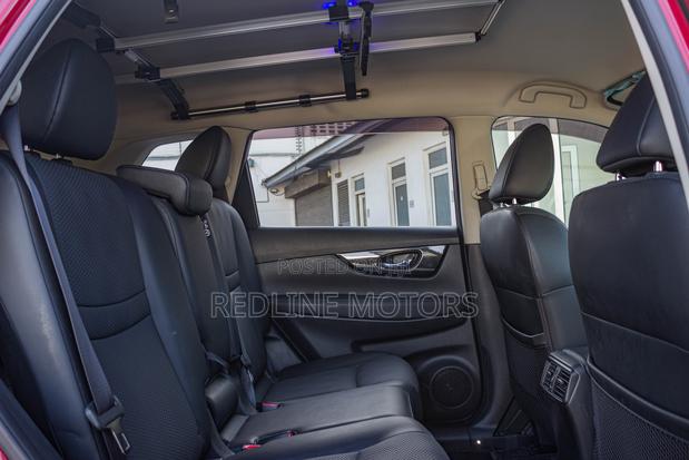 Nissan X-Trail 2.0 Petrol AWD 2018 Red