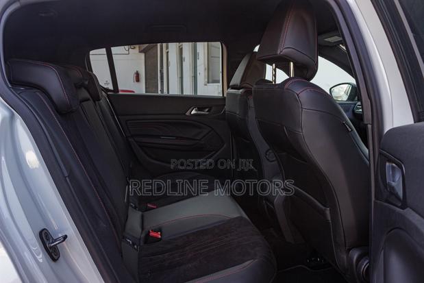 Peugeot 308 2018 Pearl