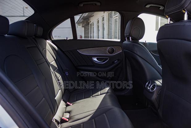Mercedes-Benz C220 Base 2018 Pearl
