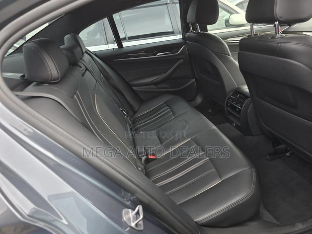 BMW 530i 2018 Gray