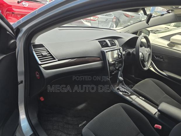 Toyota Allion 2018 Silver