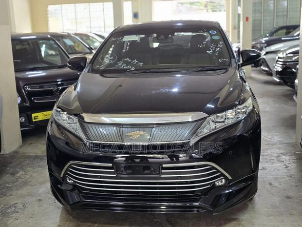 Toyota Harrier 2018 Black