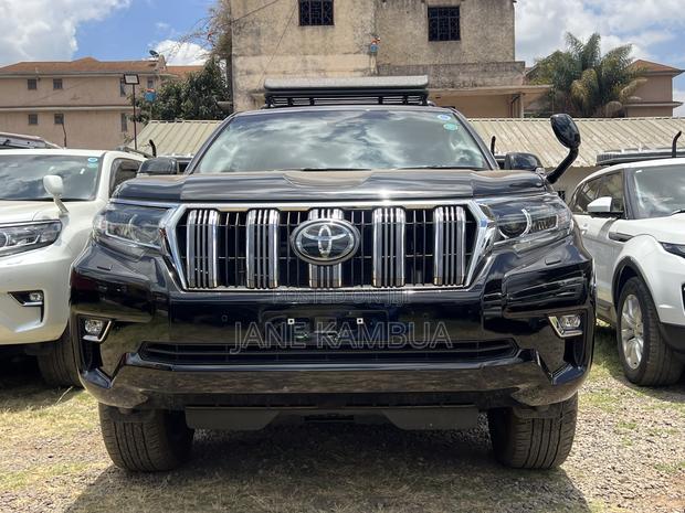Toyota Land Cruiser Prado 2.7 2019 Black