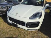 Porsche Cayenne 2019 White for sale