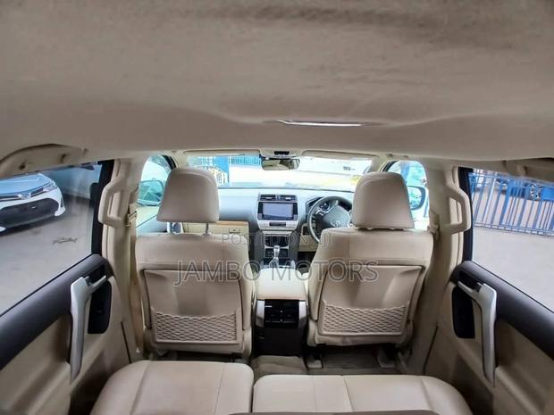 Toyota Land Cruiser Prado 2021 Black