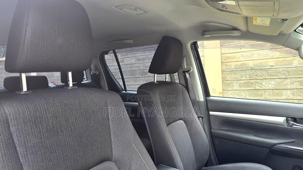 Toyota Hilux Revo Double Cab Deisel 2.4 AWD 2021 Black