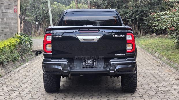 Toyota Hilux Revo Double Cab Deisel 2.4 AWD 2021 Black