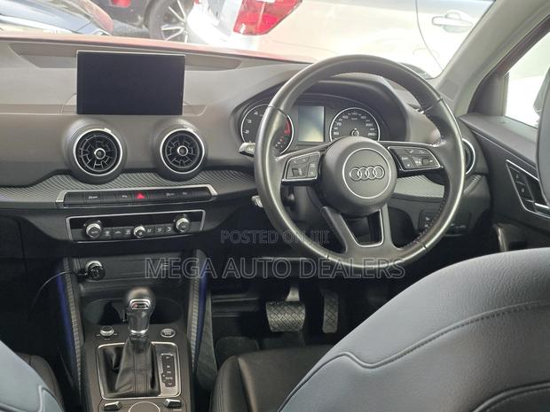 Audi Q2 2018 Red