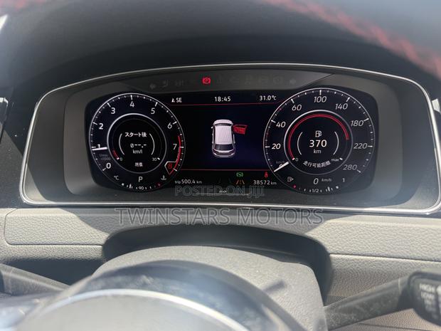 Volkswagen Golf 2019 White