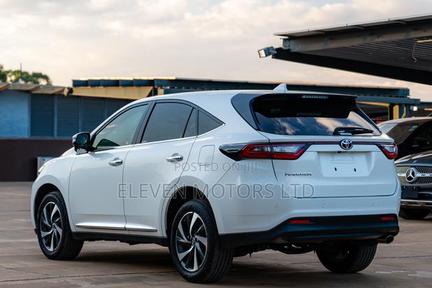 Toyota Harrier 2018 White