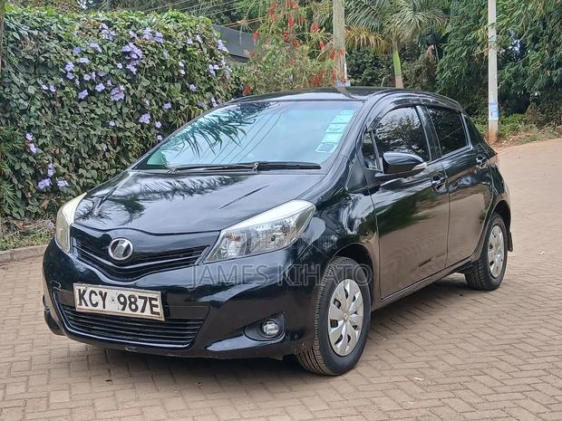 Toyota Vitz 2012 Black
