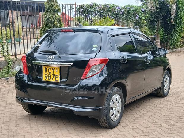 Toyota Vitz 2012 Black