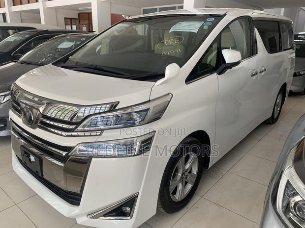 Toyota Vellfire 2018 White