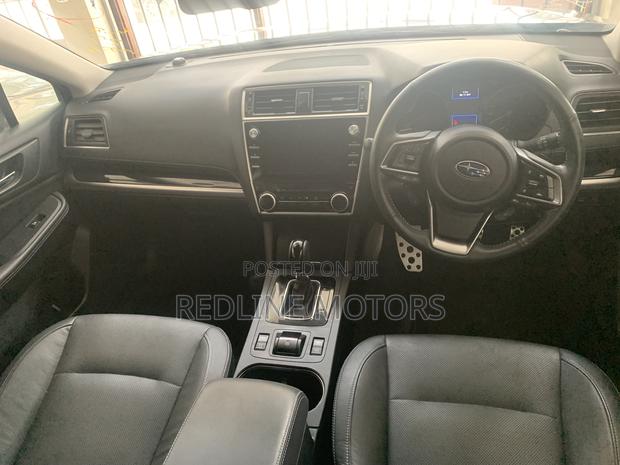 Subaru Outback 2.5i Limited AWD 2018 Blue