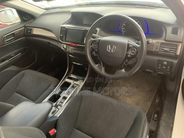 Honda Accord Hybrid 2018 Pearl
