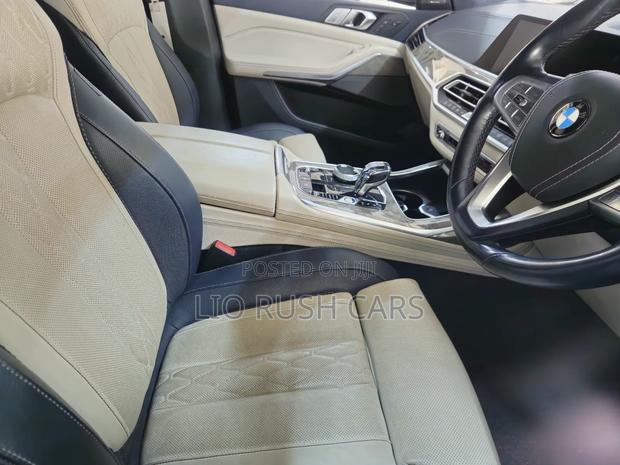 BMW X7 2020 Blue