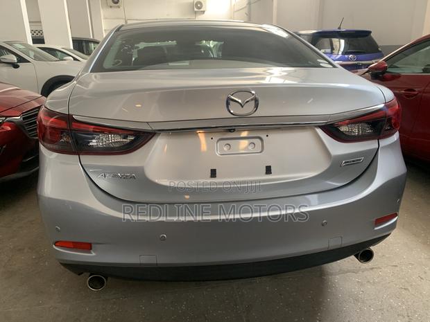 Mazda Atenza 2018 Silver