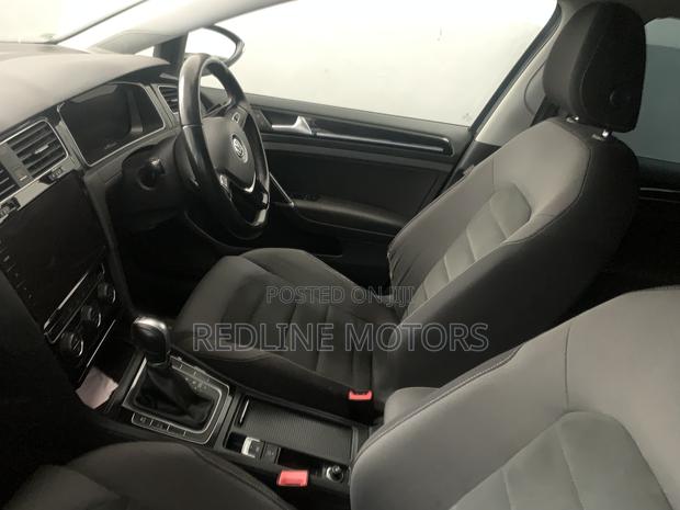 Volkswagen Golf Variant 2018 Black