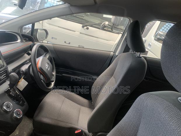 Toyota Sienta 1.5 FWD 2018 Black