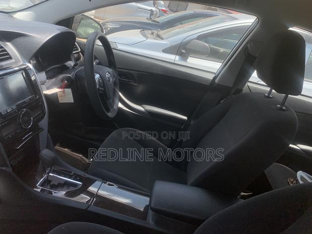 Toyota Premio 1.5 FWD 2018 White