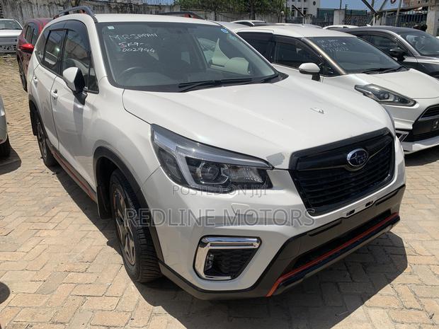 Subaru Forester 2.0XT Premium AWD 2018 Pearl
