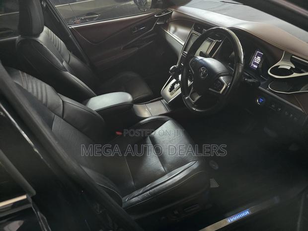 Toyota Harrier 2018 Black