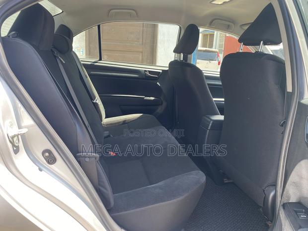 Toyota Axio 2018 Silver