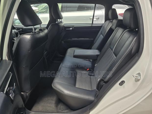 Toyota Corolla Fielder 2018 White