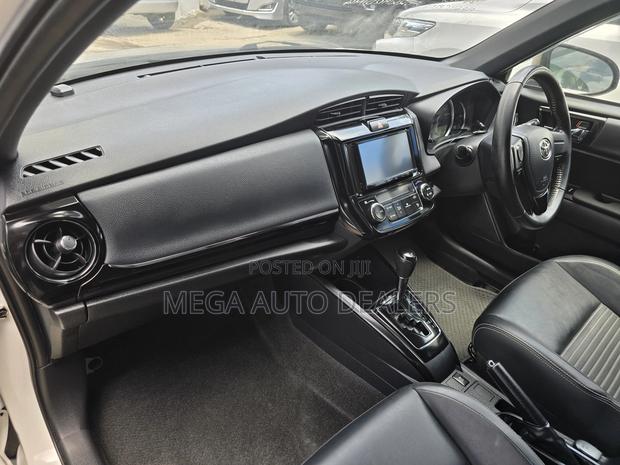 Toyota Corolla Fielder 2018 White