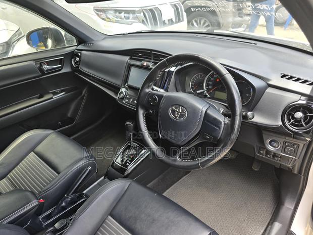 Toyota Corolla Fielder 2018 White