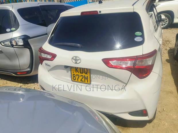 Toyota Vitz 2017 White