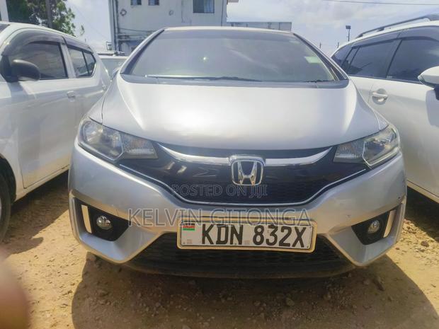 Honda Fit 2016 Silver