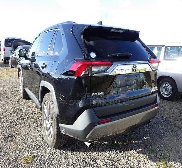 Toyota RAV4 XLE Premium AWD 2019 Black