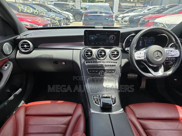 Mercedes-Benz C200 2019 Gray