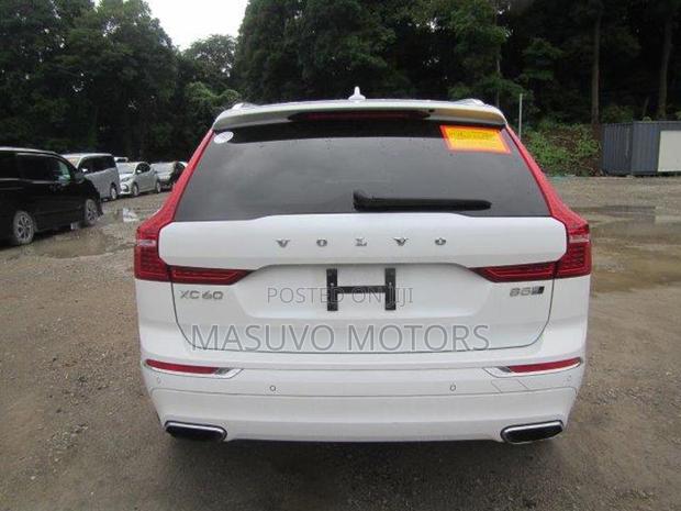 Volvo XC60 2020 Pearl