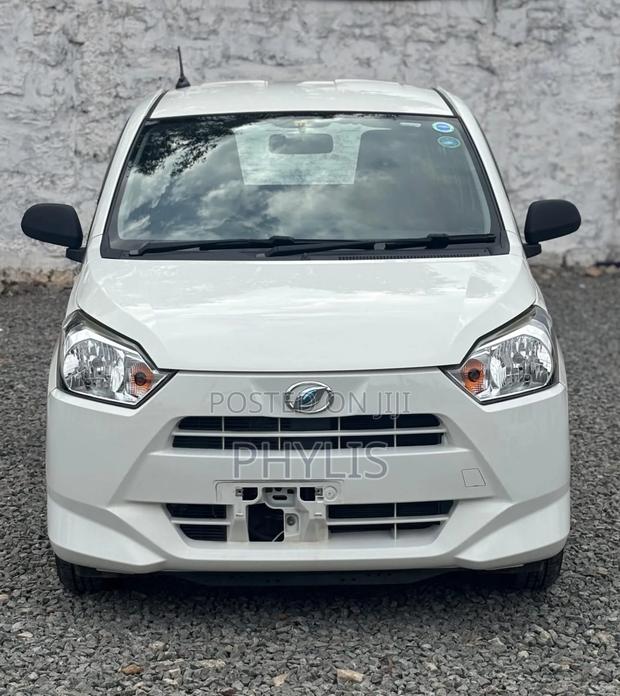 Daihatsu Mira 2018 White