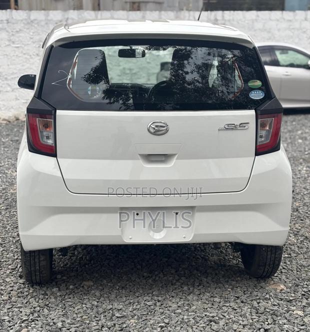 Daihatsu Mira 2018 White