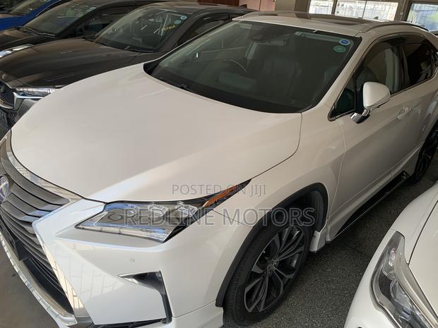 Lexus RX 450h 3.5 Hybrid FWD 2018 Pearl
