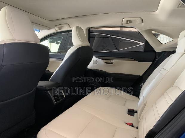 Lexus NX 300 AWD 2018 Blue