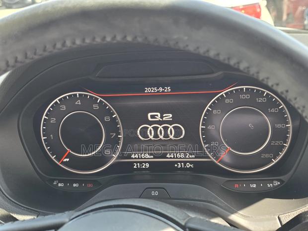 Audi Q2 2018 White