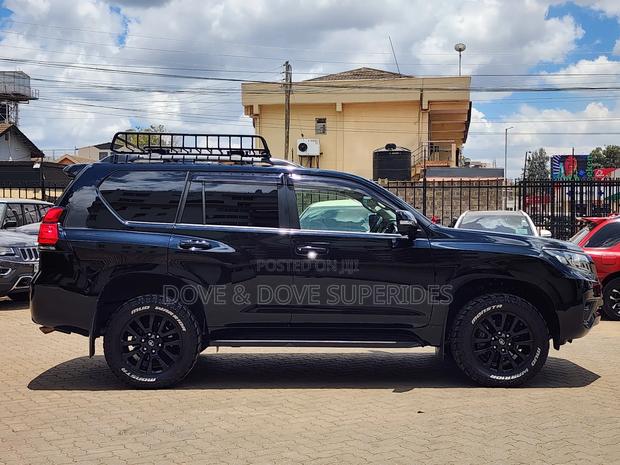 Toyota Land Cruiser Prado 2019 Black