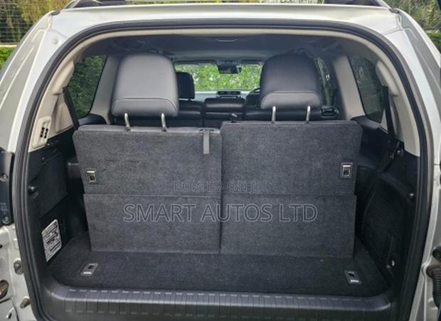 Toyota Land Cruiser Prado 3.0 172hp 2019 Silver