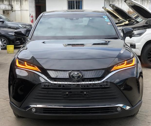 Toyota Harrier 2.0 2020 Black
