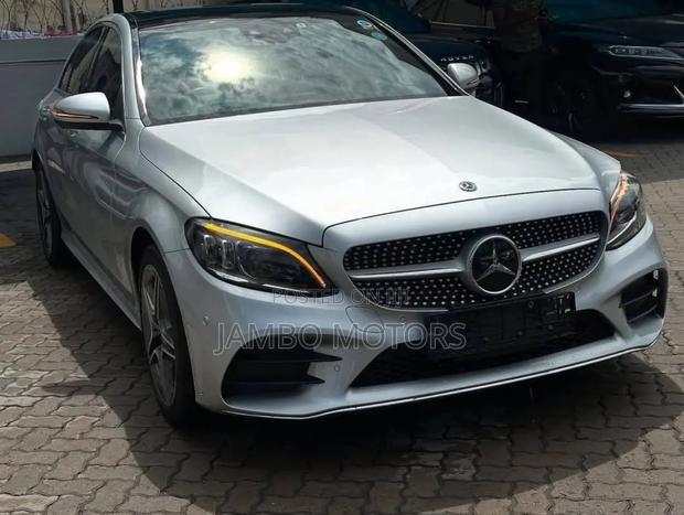 Mercedes-Benz C200 2019 Silver