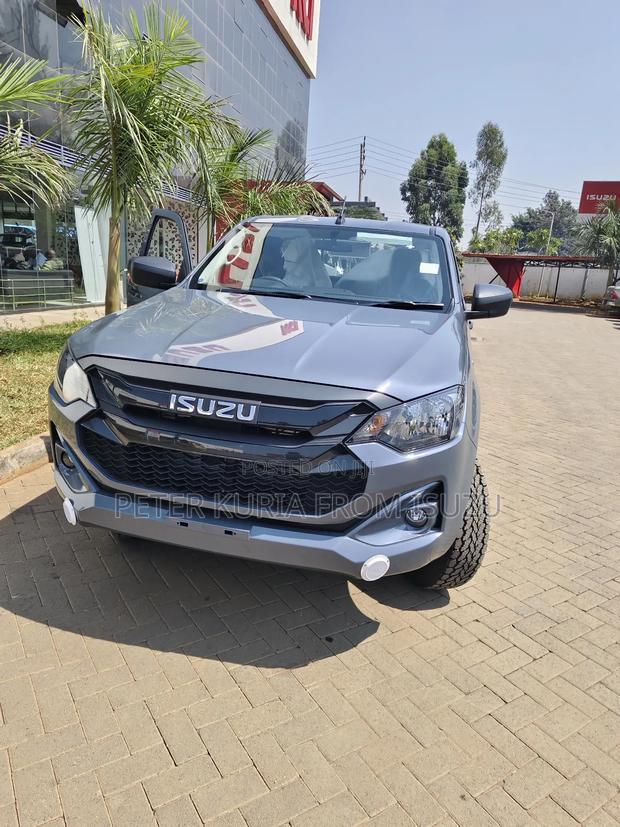 New Isuzu D-MAX 2025