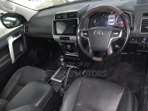 Toyota Land Cruiser Prado 2.8 2018 Matt Black