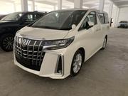 Toyota Alphard 2.5 Petrol AWD 2019 White for sale